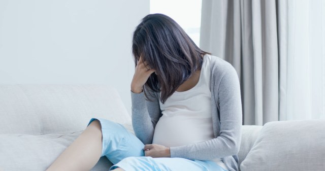 tendangan bayi perlu diperhatikan selama hamil Foto: Shutterstock