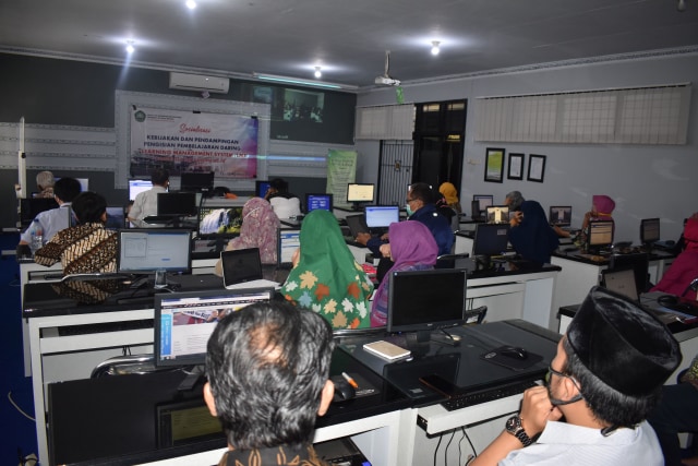FEB Unisma Gelar Workshop Pengembangan Konten Pembelajaran (100681)