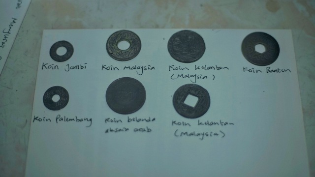 Foto: Koleksi Temuan Koin Bani Umayyah dari Dasar Sungai Musi (29833)