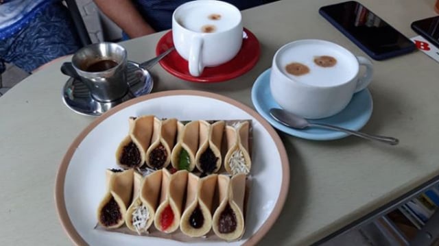 Sensasi Lembut dan Manis Kue Manja Mini (512278)