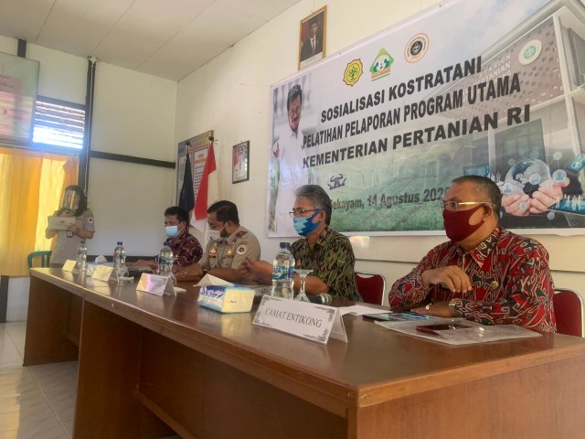 Karantina Pertanian Entikong, menyelanggarakan sosialisasi dan pelatihan Program Kostratani untuk penyuluh pertanian