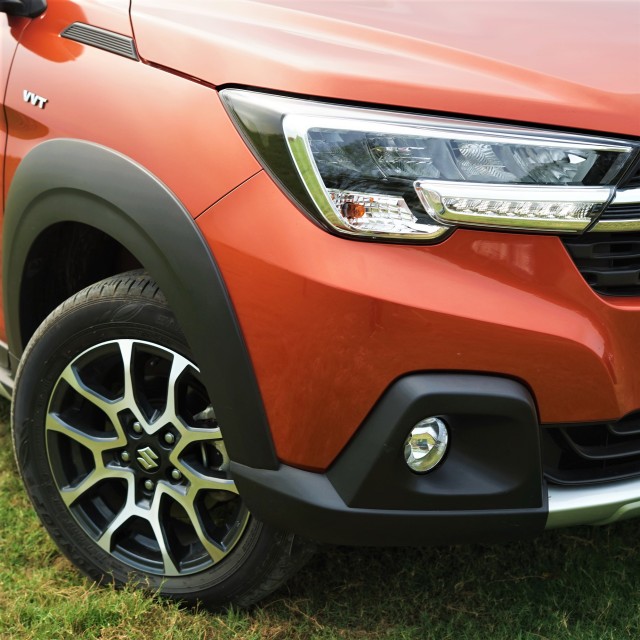 Menjajal Ketangguhan Suzuki XL7, Seberapa Layak Dipinang? (504465)