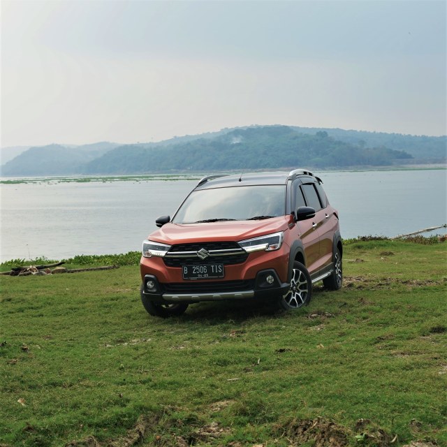 Menjajal Ketangguhan Suzuki XL7, Seberapa Layak Dipinang? (504459)