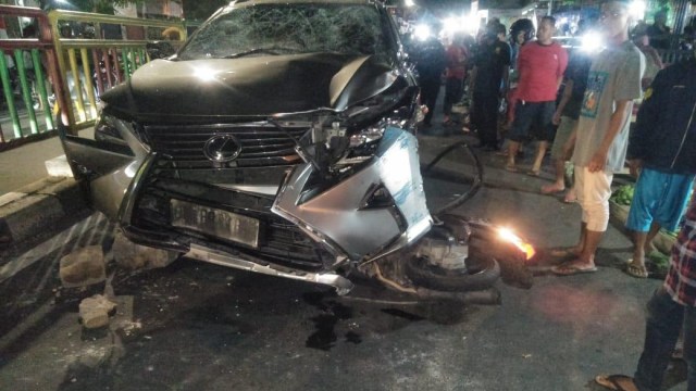Kecelakaan di Jalan Pasar Palmerah arah Tanah Abang, Jakarta Pusat. Foto: Dok. Istimewa