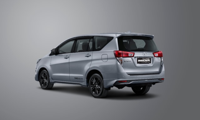 Kijang Innova TRD Hanya Tersedia 2.000 Unit, Siapa Cepat Dia Dapat (2637)