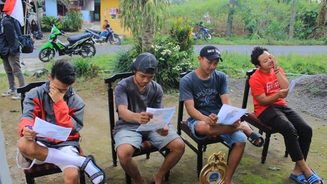 Viral lomba menatap foto mantan terlama dalam rangka memperingati HUT ke-75 RI yang diselenggarakan di desa Baturan, Magelang, Jawa Tengah. Foto: Dok. Istimewa