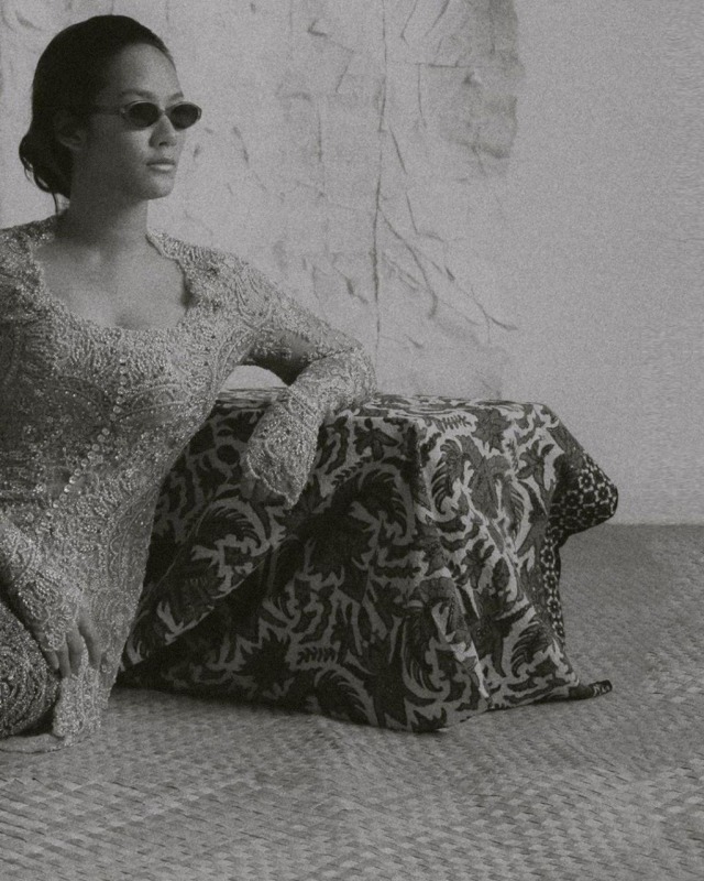 Foto Prewedding Tara Basro yang Bernuansa Nusantara Namun Anti Mainstream - kumparan.com