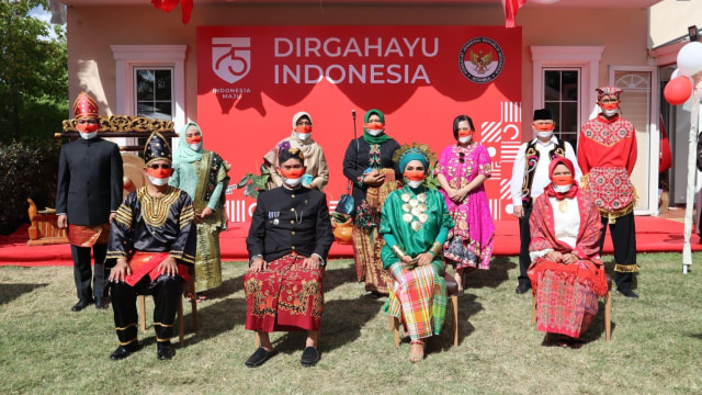 HUT ke-75 RI, KJRI Istanbul Beri Friends of Indonesia Award ke WN Turki (493246)