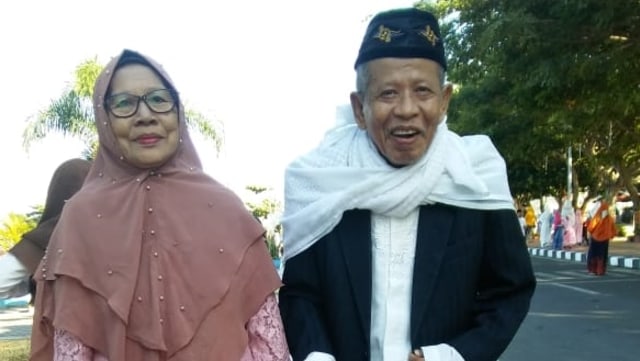 Siti Saniah (64) dan Muhammad Idrus Makkawaru (76) . Foto: Dok. Istimewa