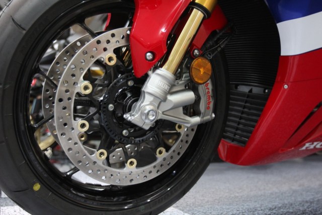 Honda CBR1000RR-R Fireblade Resmi Meluncur di Indonesia, Harga Mulai Rp 990 Juta (113611)