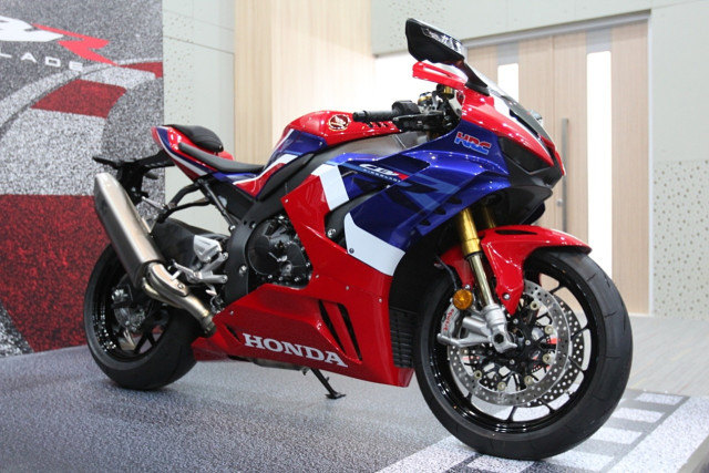 Honda CBR1000RR-R Fireblade Resmi Meluncur di Indonesia, Harga Mulai Rp 990 Juta (113609)