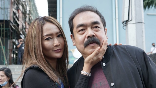 Inul Daratista Usai Edit Fotonya Bareng Adam Levine: Adam Suseno ...