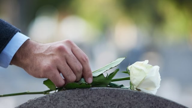 Ilustrasi berkabung. Foto: Hannah Rose Funerals.