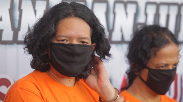 Alasan Klise Anton J-Rocks Pakai Ganja: Sepi Job di Masa Pandemi (451950)