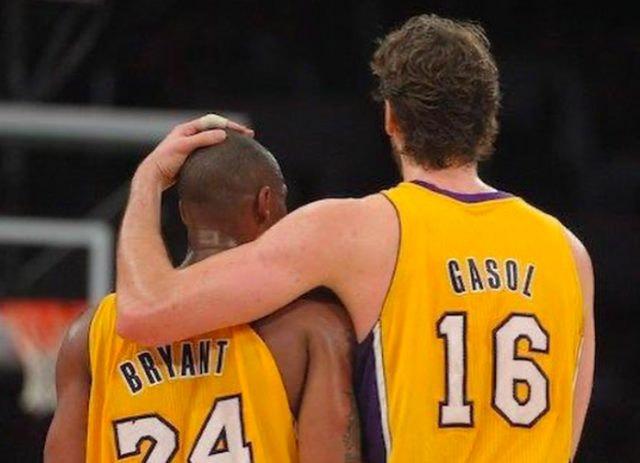 Sudah Seperti Keluarga, Pau Gasol Liburan dengan Istri dan Anak-anak Kobe Bryant (462687)