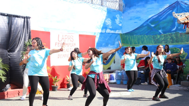 Rayakan HUT RI, Warga Binaan Lapas Perempuan Denpasar Gelar Parade Seni (86952)