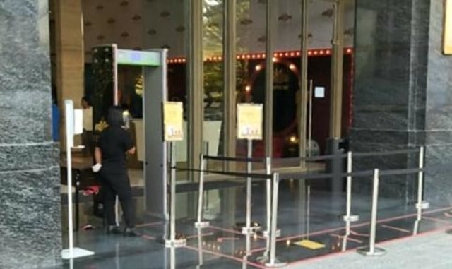 Tentrem Mall Semarang Dipadati Pengunjung, Ini Penjelasan Pihak Management (244)
