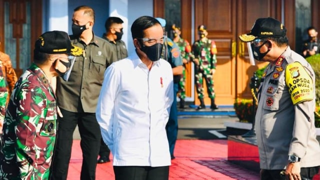 Presiden Jokowi bertolak ke Aceh untuk kunjungan kerja. Foto: Laily Rachev/Biro Pers Sekretariat Presiden