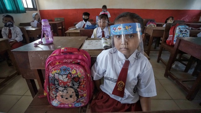 Foto: Aktivitas Siswa SD di Sumsel setelah Diizinkan Kembali Sekolah (128248)