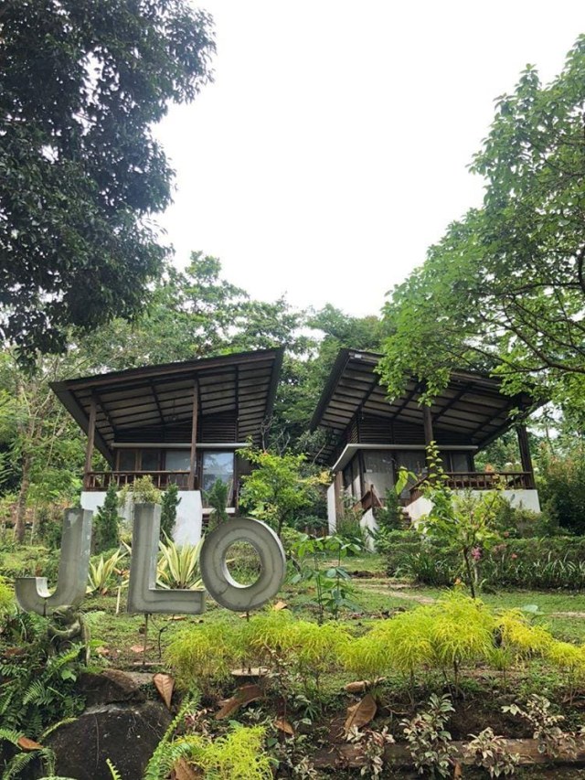 JLo Resort di Pantai Temajuk Kalimantan Barat. Foto: Dok Aditya Galih Mastika