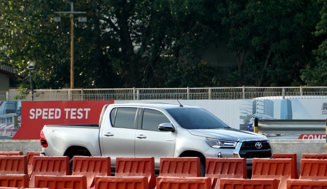Toyota New Hilux, Suplemen Tambahan Dorong Penjualan di Masa Pandemi (1781)