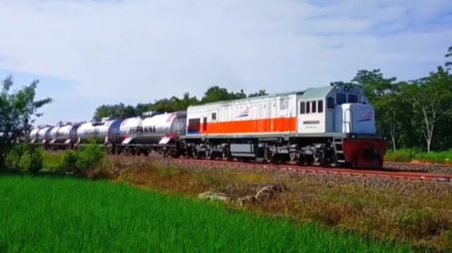 Istri Ngidam Ingin Naik Kereta Api Pertamina, Suami Bingung Bukan Main (42297)