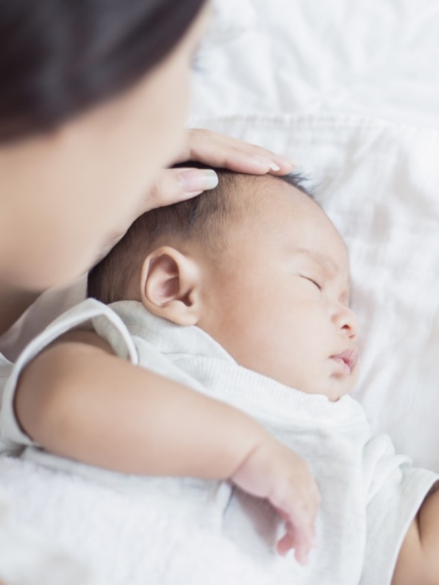 Ilustrasi bayi sakit Foto: Shutterstock