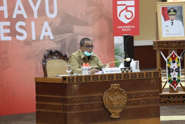 Wakil Gubernur Kalimantan Tengah, Habib Ismail Bin Yahya menghadiri Rapat Terbatas dengan Presiden Joko Widodo, Selasa (1/9).