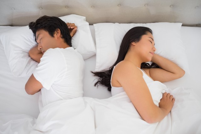 Ilustrasi pasangan tidur lelap setelah berhubungan seks Foto: Shutterstock