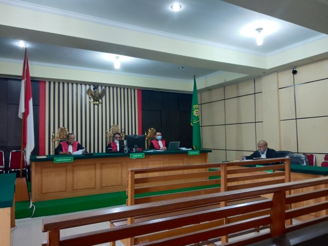 Sidang dakwaan kasus gratifikasi Plt Kadis PUPR Provinsi Jambi Arfan. Foto: Yovy Hasendra