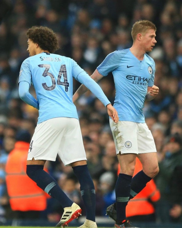 Donny Van De Beek Dan 5 Pemain Ini Pakai No 34 Demi Abdelhak Nouri Kumparan Com
