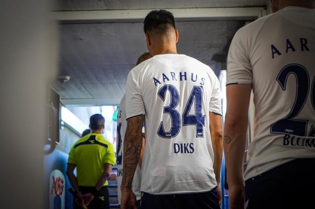 Donny van de Beek dan 5 Pemain Ini Pakai No 34 demi Abdelhak Nouri (11523)