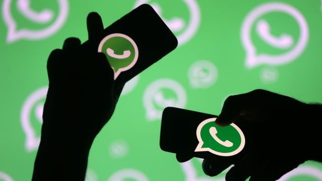 Ilustrasi Whatsapp  (Foto: REUTERS/Dado Ruvic) Sumber: Kumparan.com