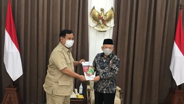 Menhan Prabowo Subianto menemui Wapres Ma'ruf Amin di rumah dinas Wapres.  Foto: KIP