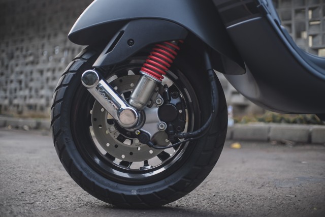 Vespa S 125 i-get 2020 vs Lambretta V125 Special, Pilih yang Mana? (1486785)