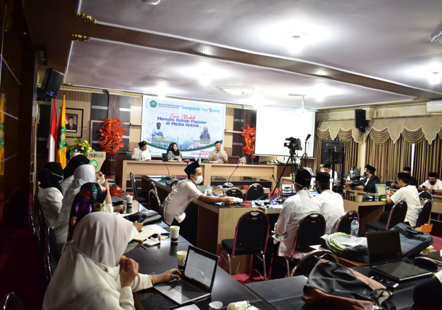 Ajak Dosen Aktif Menulis, FEB Unisma Gelar Workshop Kepenulisan (28776)