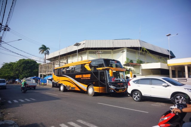 NgoBusGeh: Cara Beda Nikmati Sebotol Kopi Sambil Keliling Kota Bandar Lampung (26125)