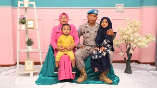 Tinggalkan Istri Hamil Tua Demi Misi Perdamaian (264288)