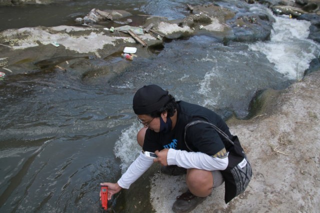 Foto: Pencemaran Mikroplastik, Sungai Brantas Kritis (291165)