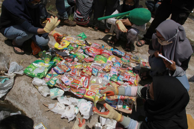 Foto: Pencemaran Mikroplastik, Sungai Brantas Kritis (291166)