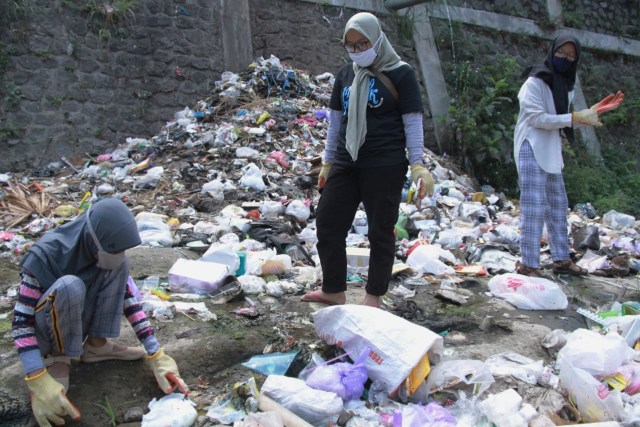 Foto: Pencemaran Mikroplastik, Sungai Brantas Kritis (291170)