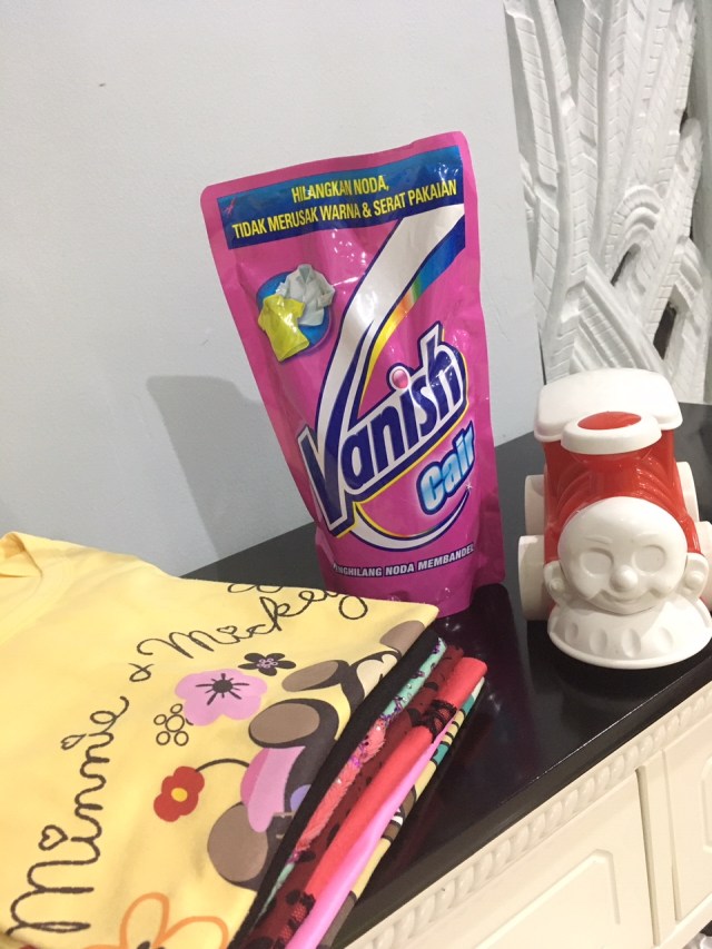 Tips jitu menjaga warna pakaian Anak tetap cermerlang dengan Vanish (144233)