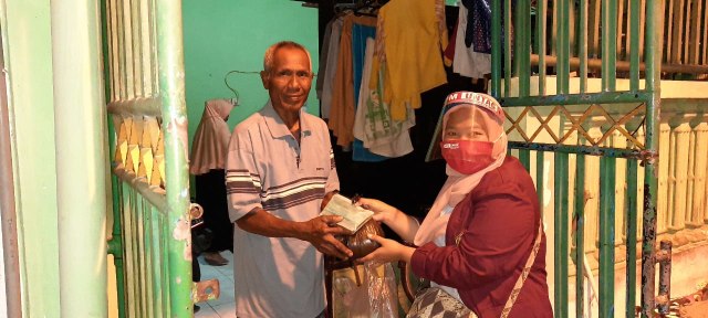 Pembagian Bansos & Supporting Keselamatan Warga Terhadap COVID-19 (81474)