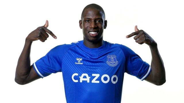 Pemain anyar milik Everton, Abdoulaye Doucoure. Foto: Instagram/@everton