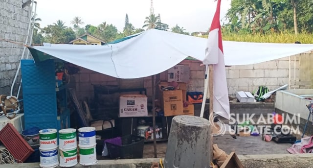 Penampakan rumah Desi Yuniarti Hasan (24 Tahun), di Jalan Caringin Ngumbang RT 03/10 Kelurahan Benteng, Kecamatan Warudoyong, Kota Sukabumi. | Sumber Foto:CRP 8