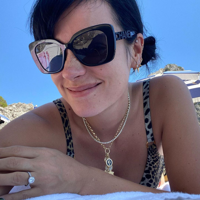 David Harbour dan Lily Allen Disebut Akan Segera Menikah (16299)