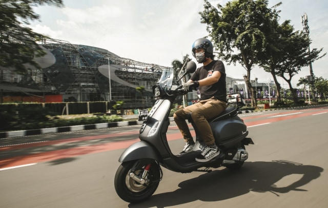 Pengalaman Mencoba New Vespa S 125 i-get 2020: Kompak dan Lincah (37829)