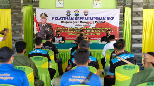 Diskusi dengan tema Pelatihan Kepimpinan BKP, di Balai Desa Sidomulyo Kecamatan Kedungadem Bojonegoro. Rabu (09/09/2020)