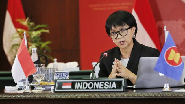 PandemiMenlu RI Retno Marsudi dalam pertemuan antar Menlu ASEAN. Foto: Dok. Kemlu