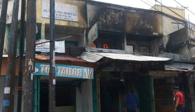 Kebakaran ruko di Jalan SM Raja Medan. Foto: Istimewa